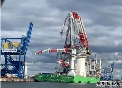 全球最大风电安装船启动起重机“断臂”维修工程